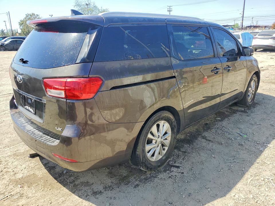 Photo 3 from auction – 2016 KIA SEDONA with VIN KNDMB5C14G6151444