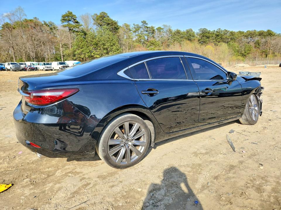 Photo 3 from auction – 2021 MAZDA 6 with VIN JM1GL1VM5M1600682