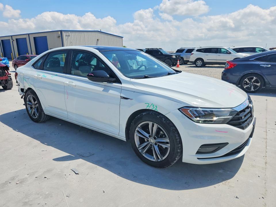 Photo 4 from auction – 2020 VOLKSWAGEN JETTA with VIN 3VWC57BUXLM098315