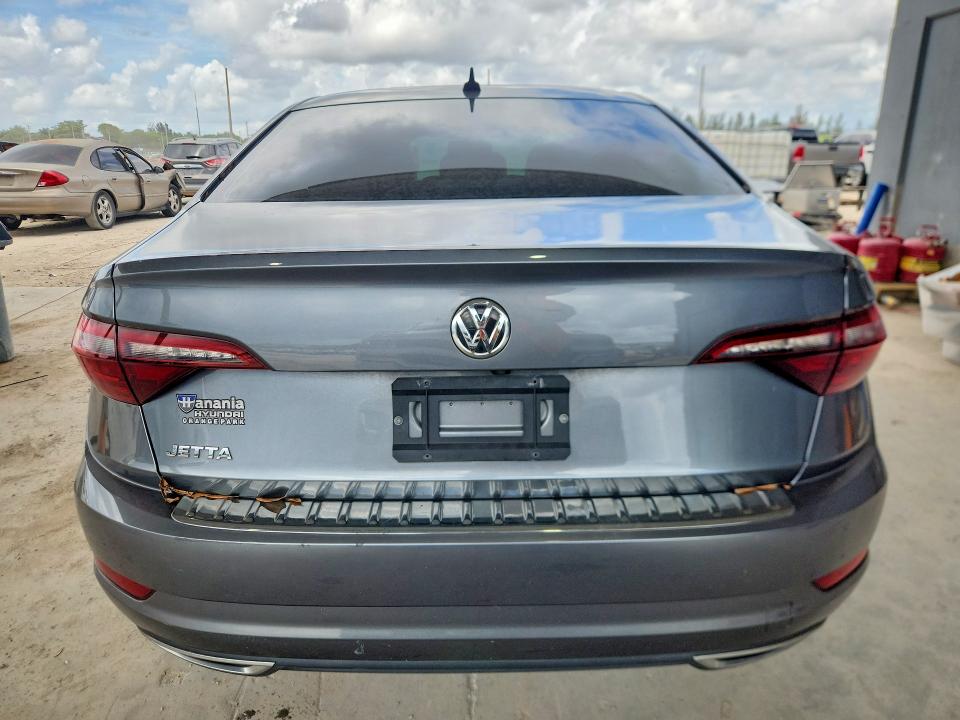 Photo 6 from auction – 2020 VOLKSWAGEN JETTA with VIN 3VWCB7BU3LM032200