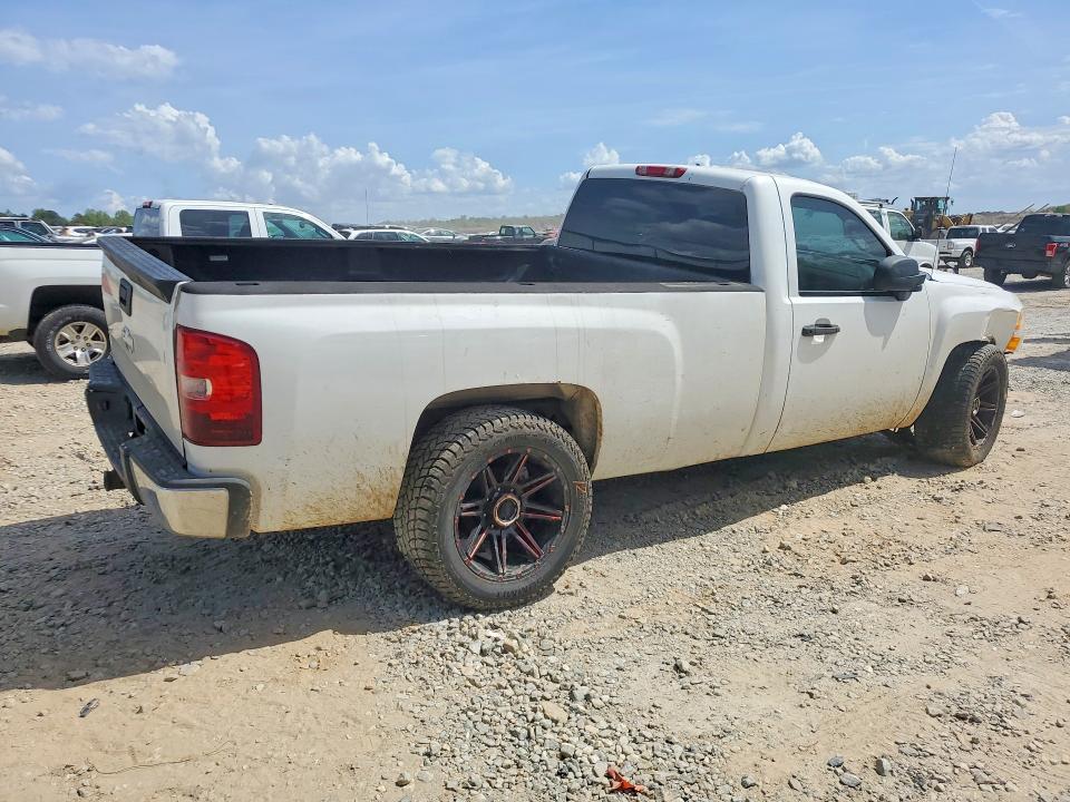 Photo 3 from auction – 2008 CHEVROLET SILVERADO with VIN 1GCEK14C38Z228348