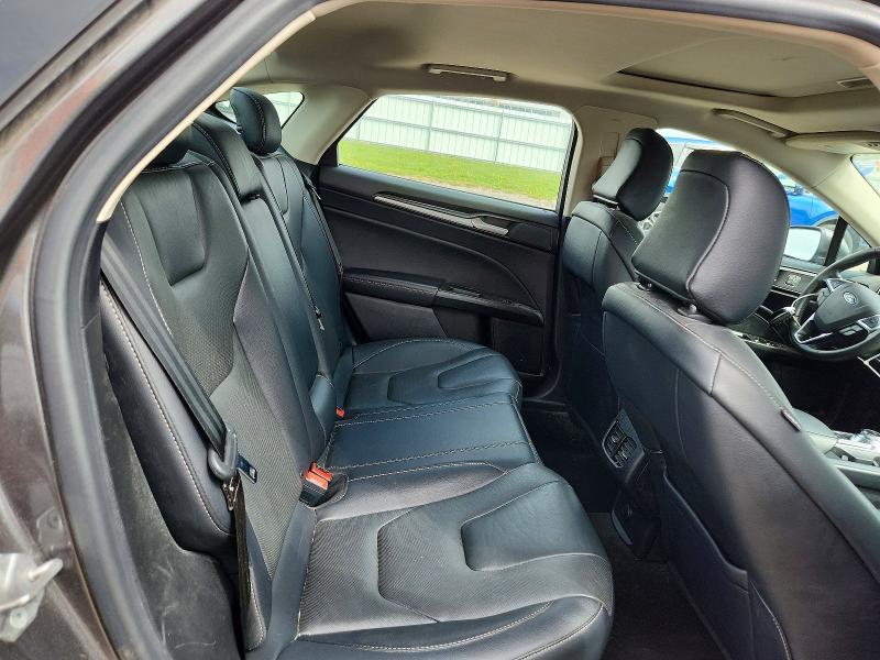Снимка 10 от търг – 2020 FORD FUSION с VIN 3FA6P0D93LR152153