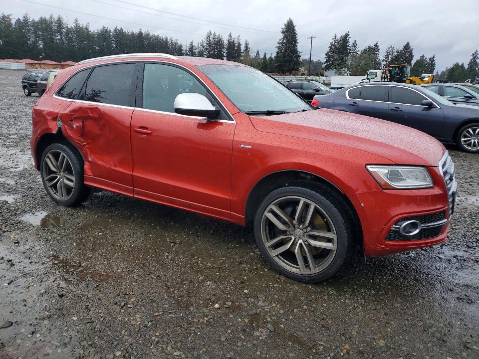 Foto 4 de la subasta – 2014 AUDI SQ5 con VIN WA1CGAFP4EA109110