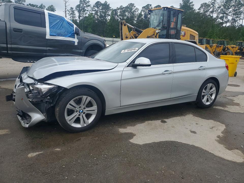 BMW 330 2017 with VIN WBA8B9C50HK675823 - Photo from auction