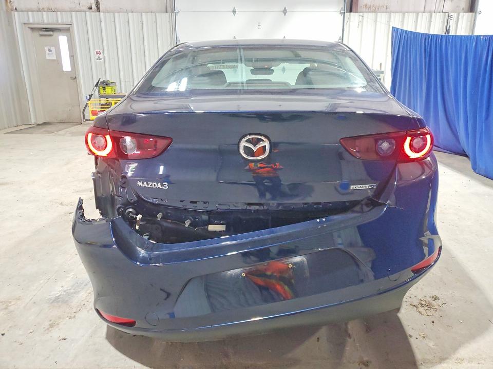 Photo 6 from auction – 2024 MAZDA 3 with VIN 3MZBPABM3RM430431