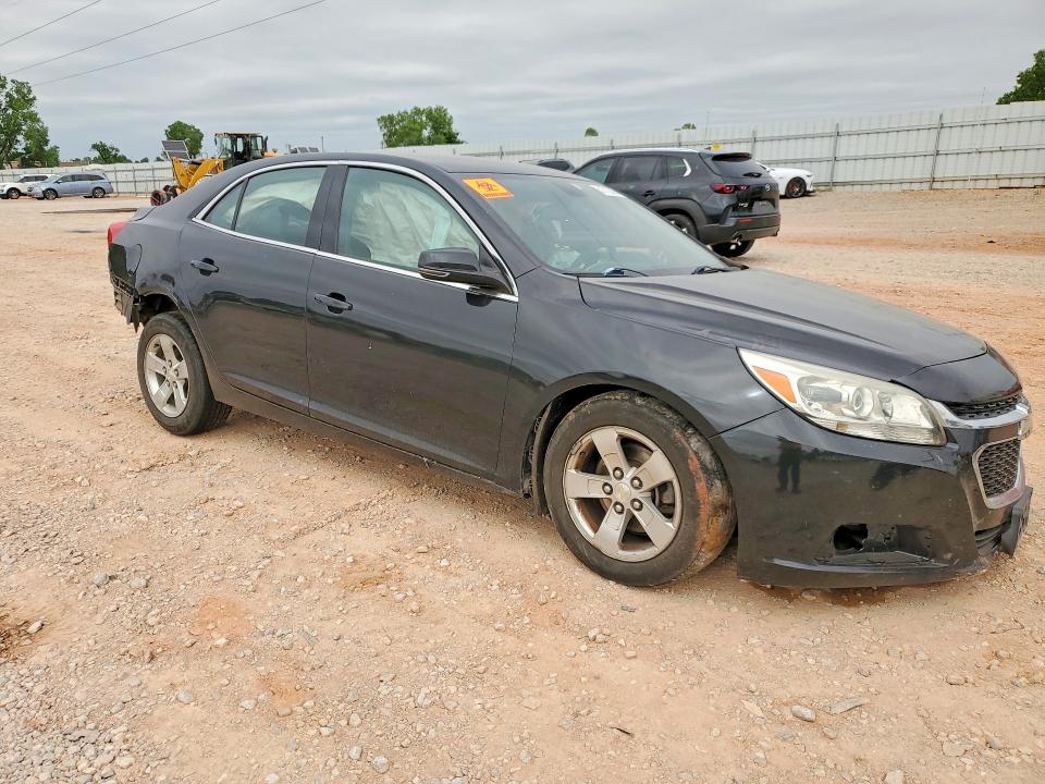 Photo 4 from auction – 2015 CHEVROLET MALIBU with VIN 1G11C5SL2FF270510