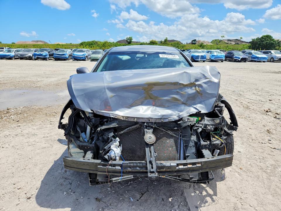 Снимка 5 от търг – 2011 HYUNDAI SONATA GLS AUTOMATIC с VIN 5NPEB4AC2BH073506