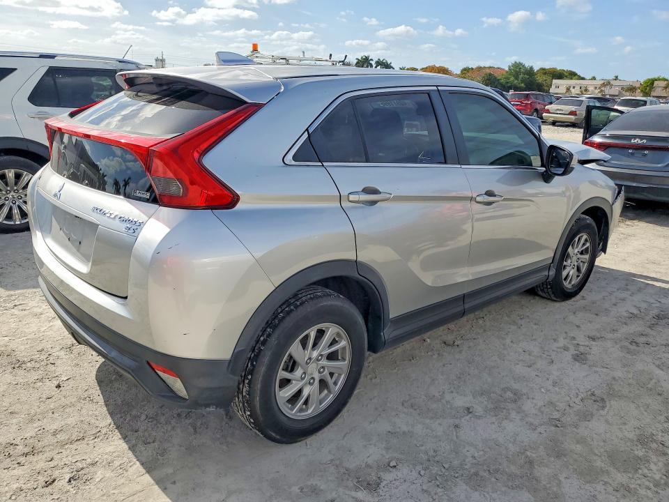 Photo 3 from auction – 2019 MITSUBISHI ECLIPSE CROSS with VIN JA4AT3AA5KZ031466