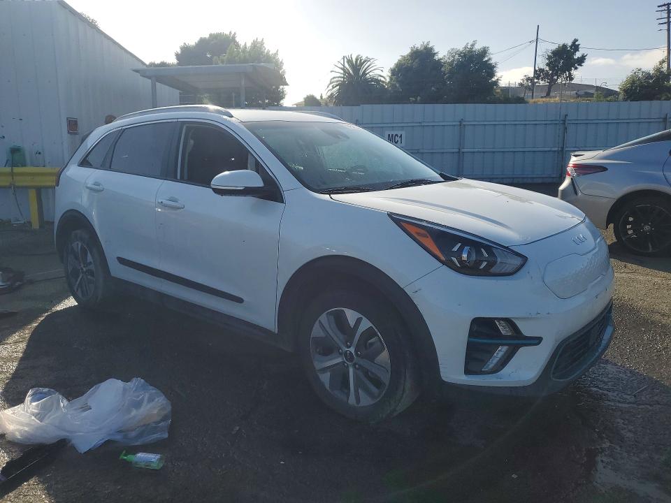 Photo 4 from auction – 2022 KIA NIRO EV with VIN KNDCC3LG9N5117066
