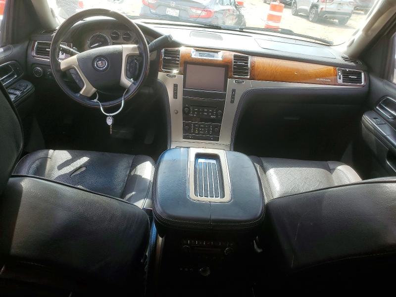 Снимка 8 от търг – 2013 CADILLAC ESCALADE с VIN 1GYS4KEF9DR171136