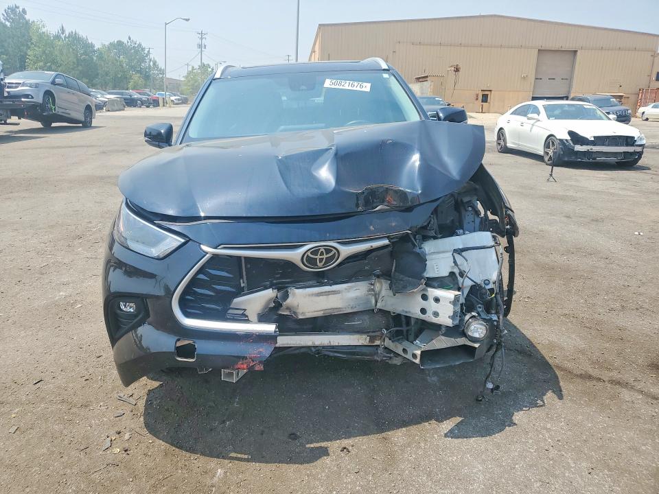 Photo 5 from auction – 2022 TOYOTA HIGHLANDER with VIN 5TDHZRAH4NS107199