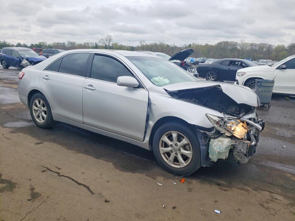 Photo 4 from auction – 2011 TOYOTA CAMRY with VIN 4T1BF3EK8BU719443