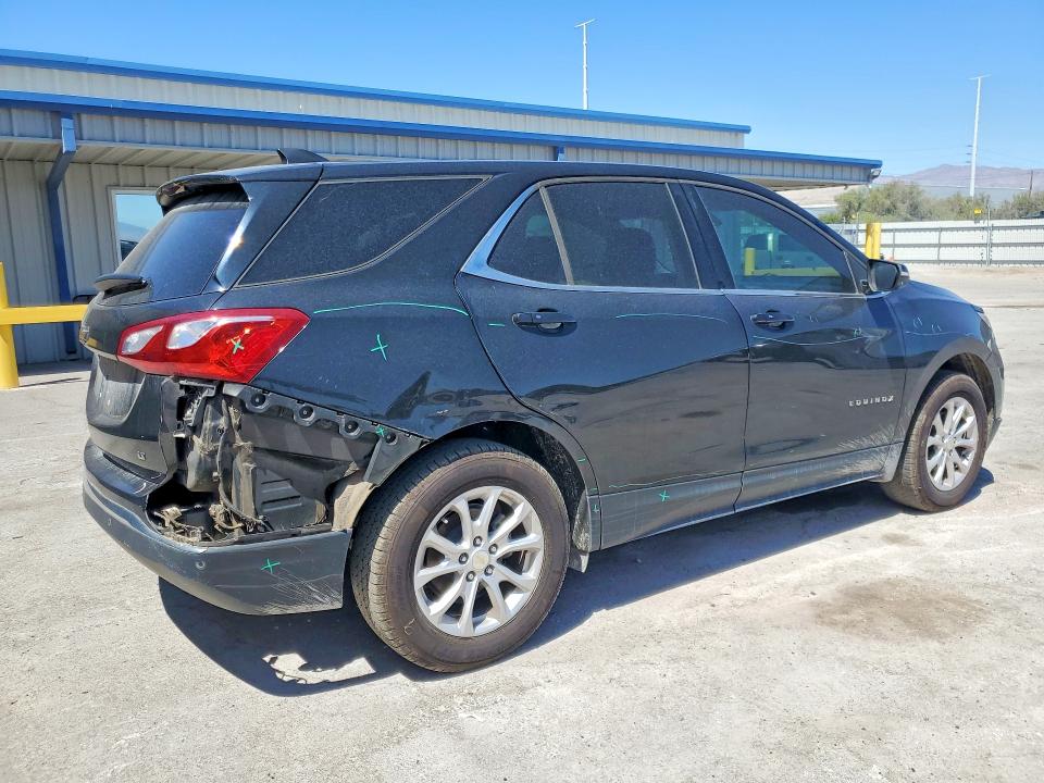 Photo 3 from auction – 2018 CHEVROLET EQUINOX with VIN 3GNAXJEV7JL382940