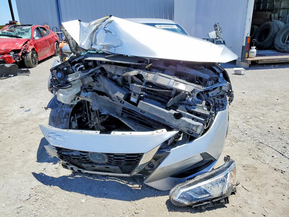 Снимка 5 от търг – 2022 NISSAN SENTRA с VIN 3N1AB8CV1NY247905