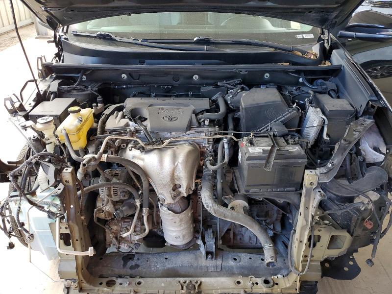 Photo 12 from auction – 2017 TOYOTA RAV 4 with VIN 2T3WFREV3HW327677