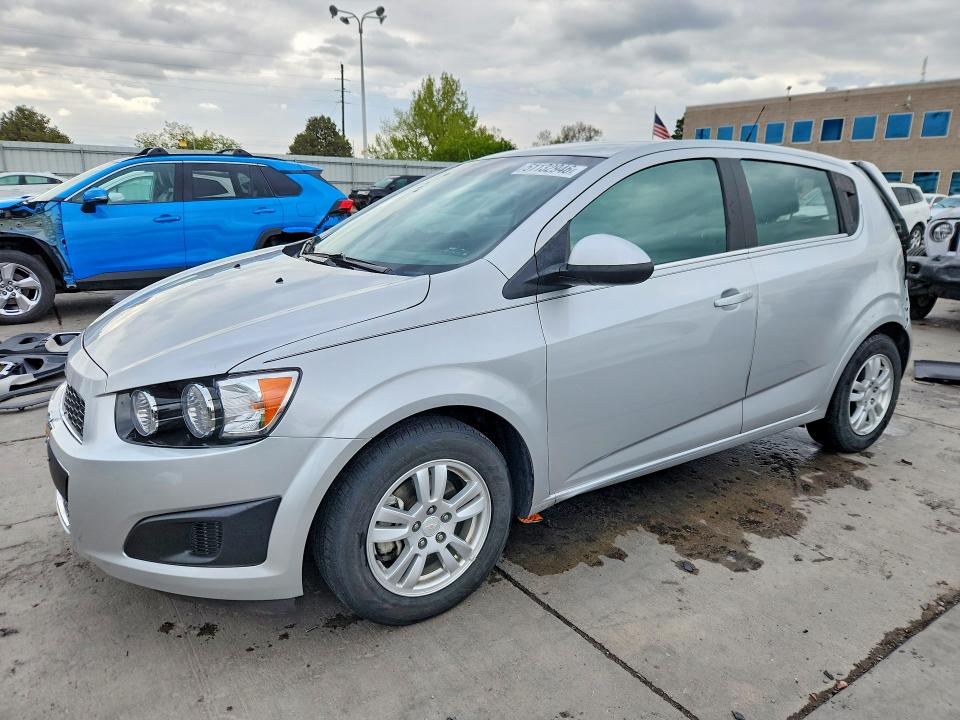 CHEVROLET SONIC 2013 with VIN 1G1JC6SB8D4160907 - Photo from auction