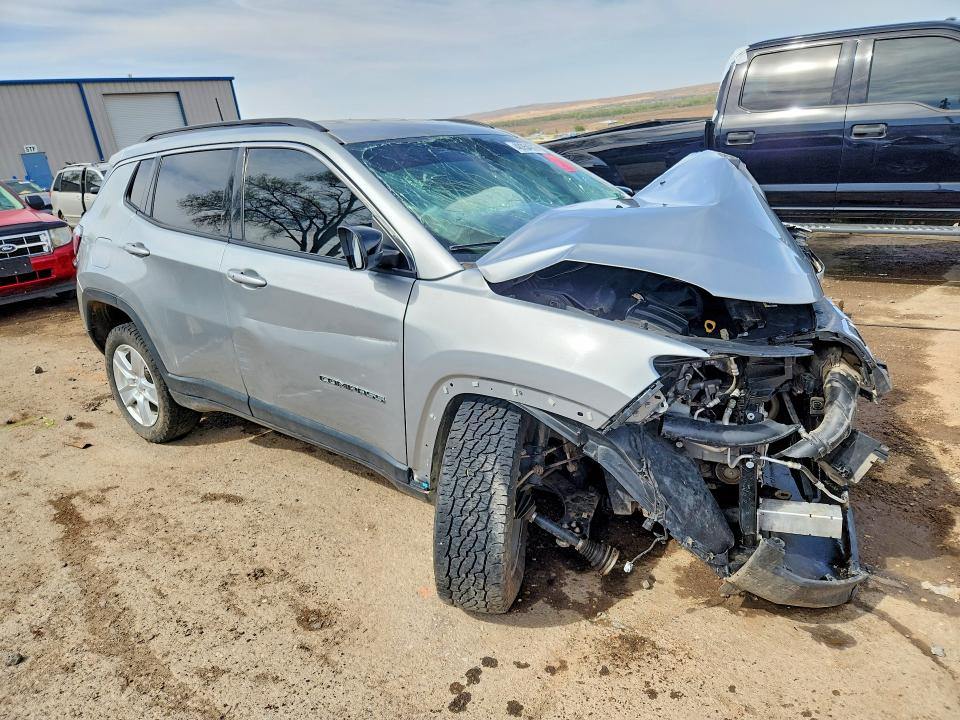 Photo 4 from auction – 2022 JEEP COMPASS with VIN 3C4NJDBB7NT165739