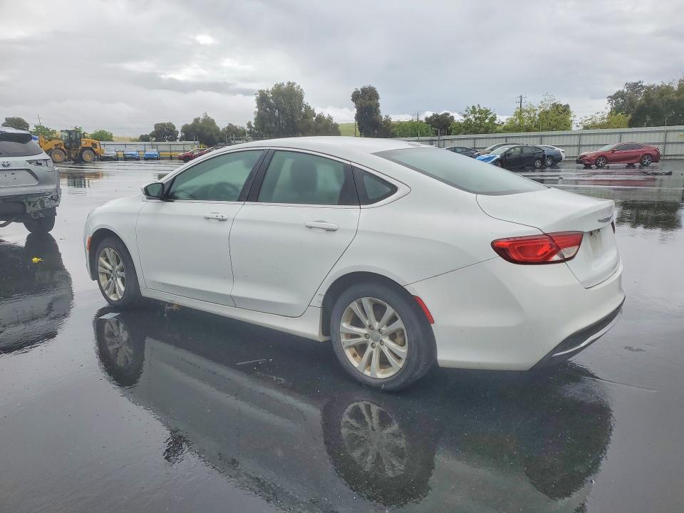 Photo 2 from auction – 2016 CHRYSLER 200 with VIN 1C3CCCAB1GN154790