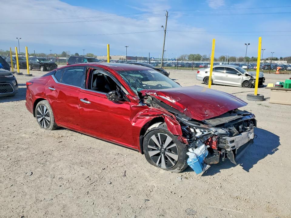 Photo 4 from auction – 2019 NISSAN ALTIMA with VIN 1N4BL4EV8KC136217