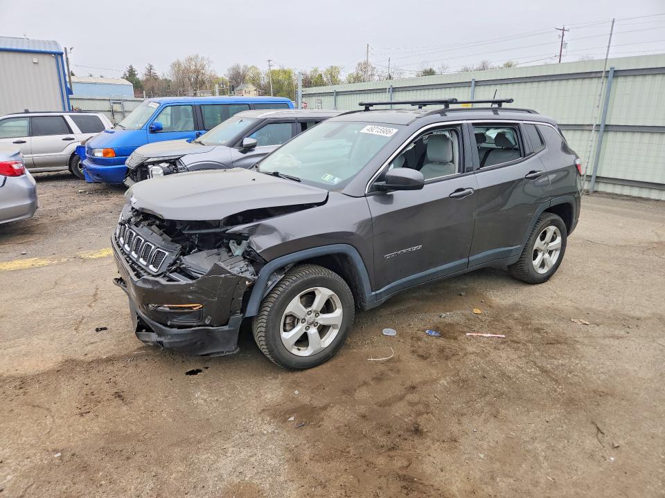 JEEP COMPASS 2018 with VIN 3C4NJDBB2JT480247 - Photo from auction
