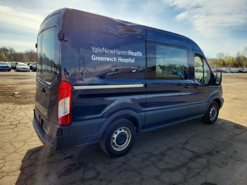 صورة رقم 3 من المزاد - 2017 FORD TRANSIT مع VIN 1FTYE1CM5HKB45429