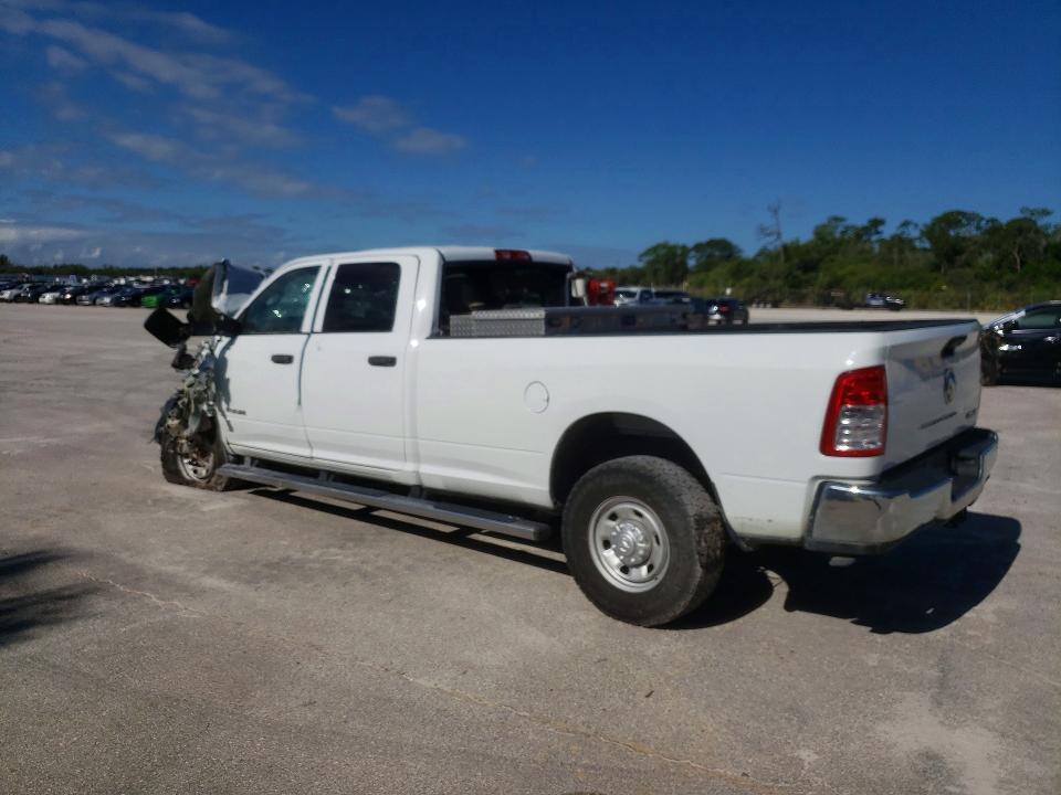 Photo 2 from auction – 2022 RAM 2500 with VIN 3C6UR5HL2NG262180