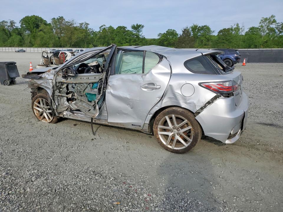 Photo 2 from auction – 2014 LEXUS CT with VIN JTHKD5BH4E2190019
