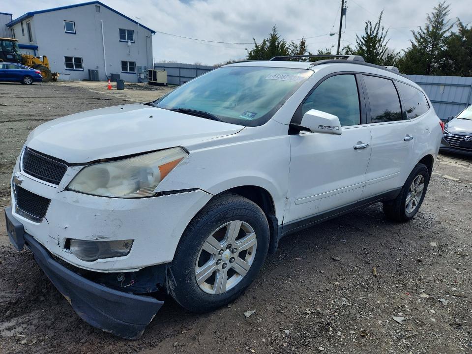 CHEVROLET TRAVERSE 2011 with VIN 1GNKRGED8BJ160635 - Photo from auction