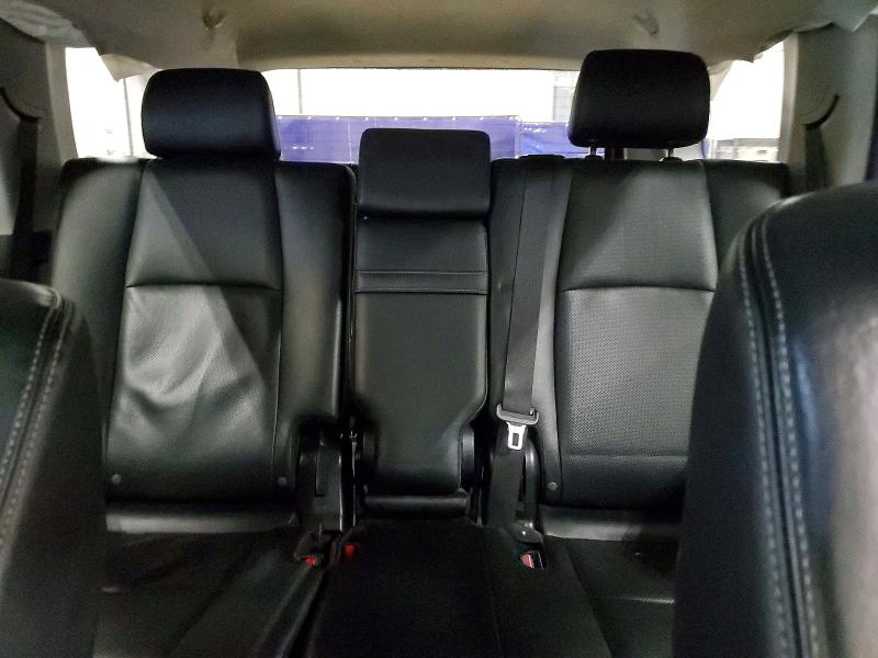 Photo 10 from auction – 2019 TOYOTA 4RUNNER with VIN JTEBU5JR8K5616523