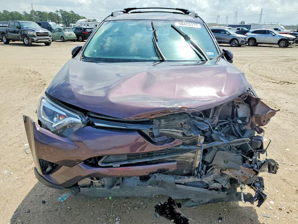 Photo 5 from auction – 2018 TOYOTA RAV4 with VIN 2T3YFREV2JW500121