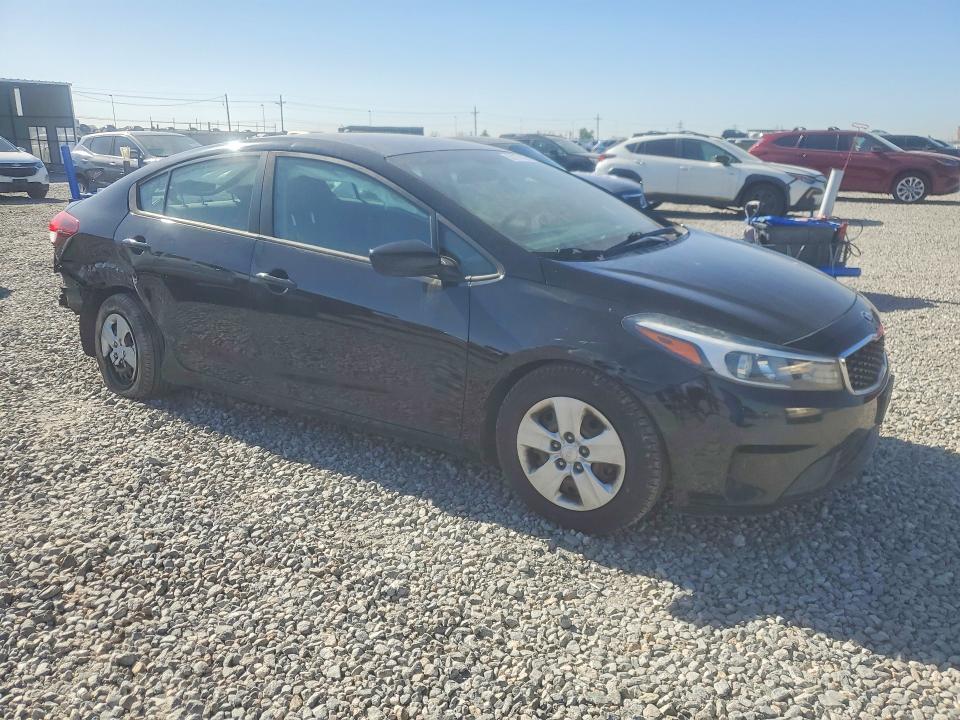 Photo 4 from auction – 2018 KIA FORTE with VIN 3KPFK4A73JE276883