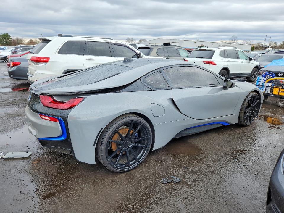 صورة رقم 3 من المزاد - 2016 BMW I8 مع VIN WBY2Z2C54GV675895