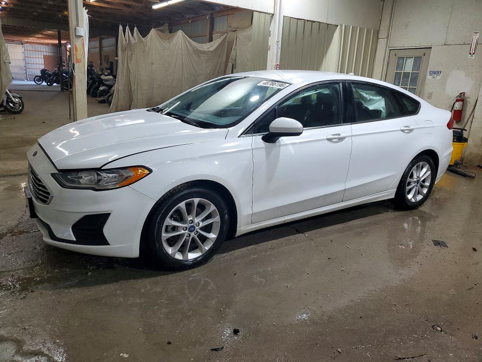 FORD FUSION 2019 with VIN 3FA6P0HD3KR238849 - Photo from auction
