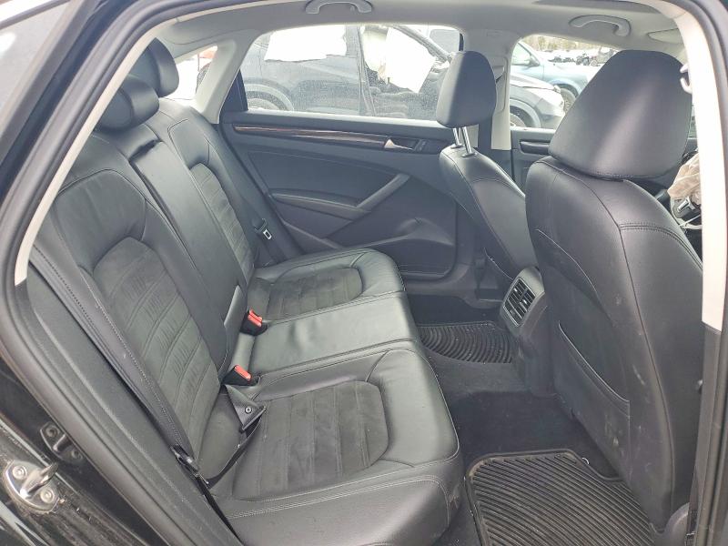 Photo 10 from auction – 2014 VOLKSWAGEN PASSAT with VIN 1VWCN7A35EC071472