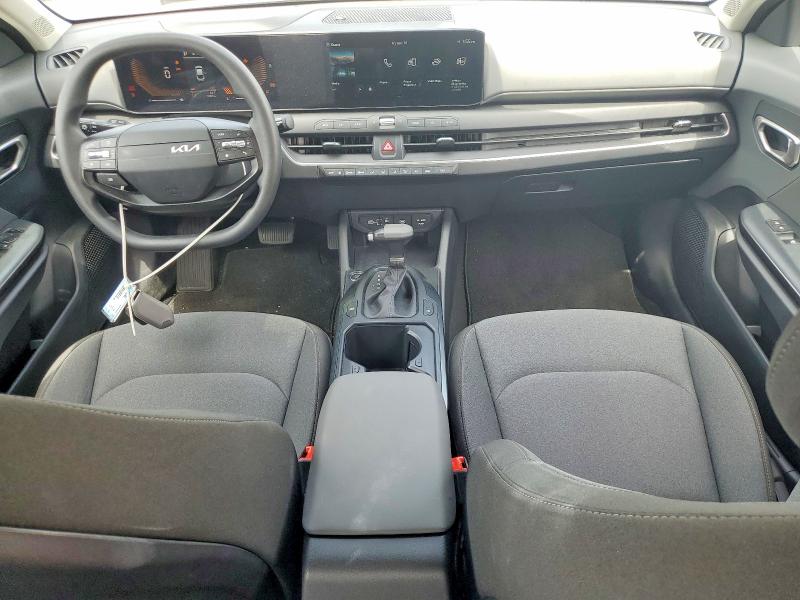 Photo 8 from auction – 2025 KIA K4 with VIN 3KPFT4DE3SE093461
