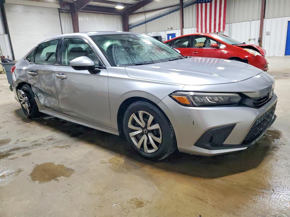 Photo 4 from auction – 2022 HONDA CIVIC with VIN 2HGFE2F23NH545484