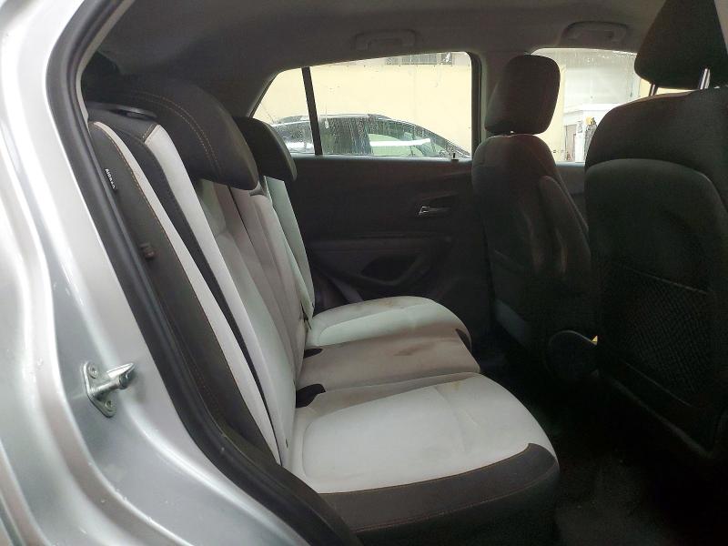 Photo 11 from auction – 2017 CHEVROLET TRAX with VIN 3GNCJKSB7HL281028