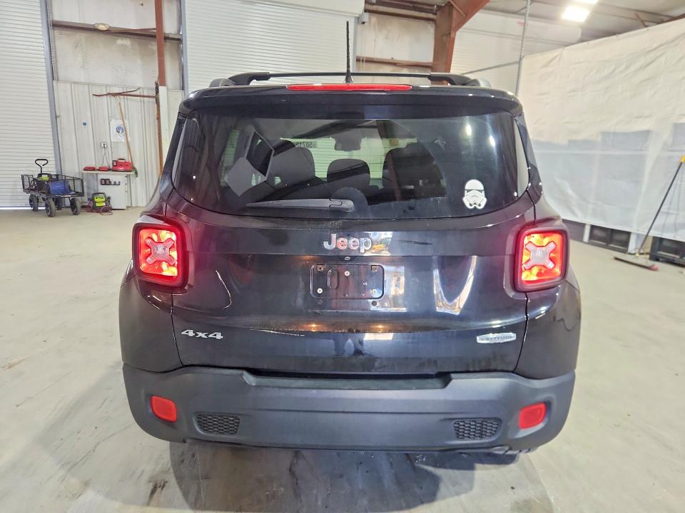 Photo 6 from auction – 2016 JEEP RENEGADE with VIN ZACCJBBT4GPD19743