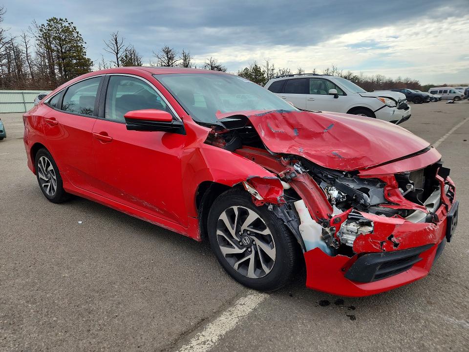 Photo 4 from auction – 2018 HONDA CIVIC with VIN 2HGFC2F73JH554486