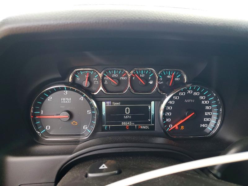 Photo 9 from auction – 2017 CHEVROLET SUBURBAN with VIN 1GNSKHKC6HR198512
