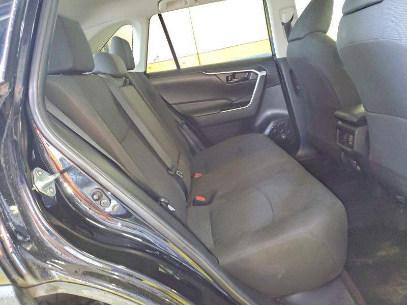 Photo 11 from auction – 2022 TOYOTA RAV4 with VIN 2T3G1RFV3NC262957