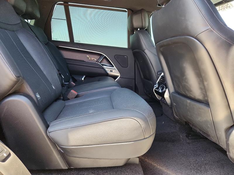 Photo 11 from auction – 2023 LAND ROVER RANGE ROVER with VIN SALKPBE7XPA024597