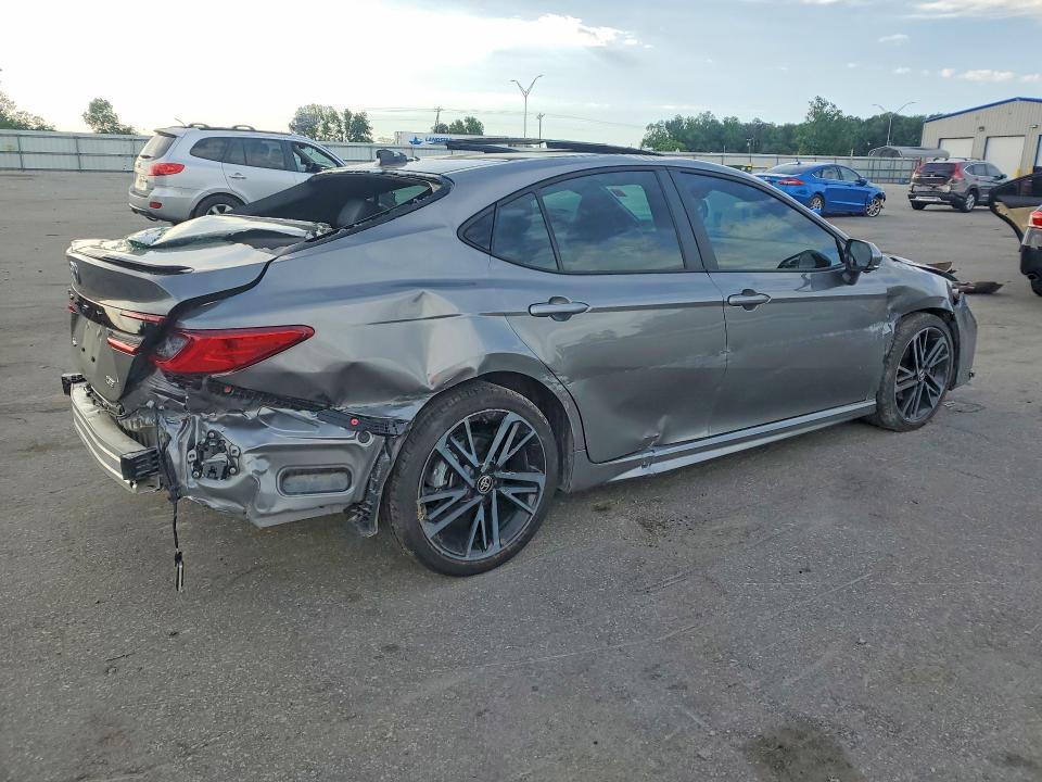 Photo 3 from auction – 2026 TOYOTA CAMRY with VIN 4T1DAACK0TU681352