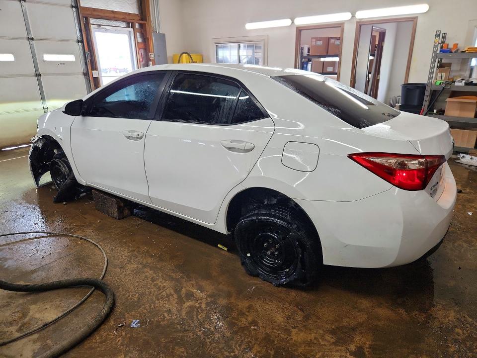 Photo 2 from auction – 2019 TOYOTA COROLLA with VIN 2T1BURHE2KC157667