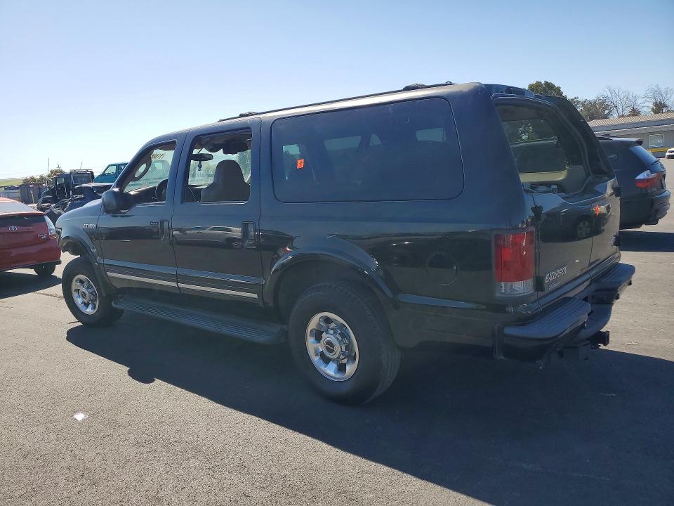 Photo 2 from auction – 2004 FORD EXCURSION with VIN 1FMNU42S24EA89350