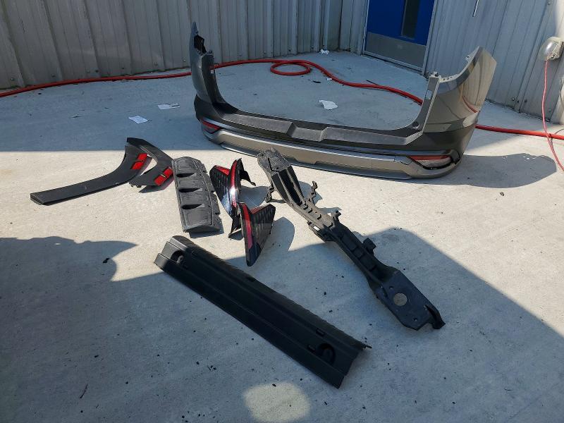 Photo 13 from auction – 2025 HYUNDAI TUCSON with VIN 5NMJCCDE0SH449233