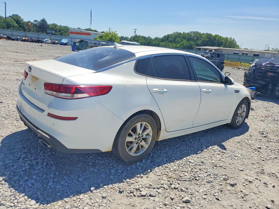 Photo 3 from auction – 2019 KIA OPTIMA with VIN 5XXGT4L37KG279323