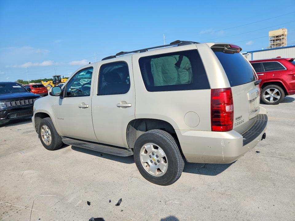 Photo 2 from auction – 2011 CHEVROLET TAHOE with VIN 1GNSCAE02BR144685