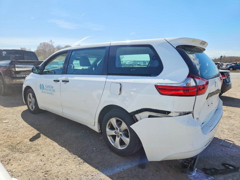 Photo 2 from auction – 2017 TOYOTA SIENNA with VIN 5TDZZ3DC7HS792207