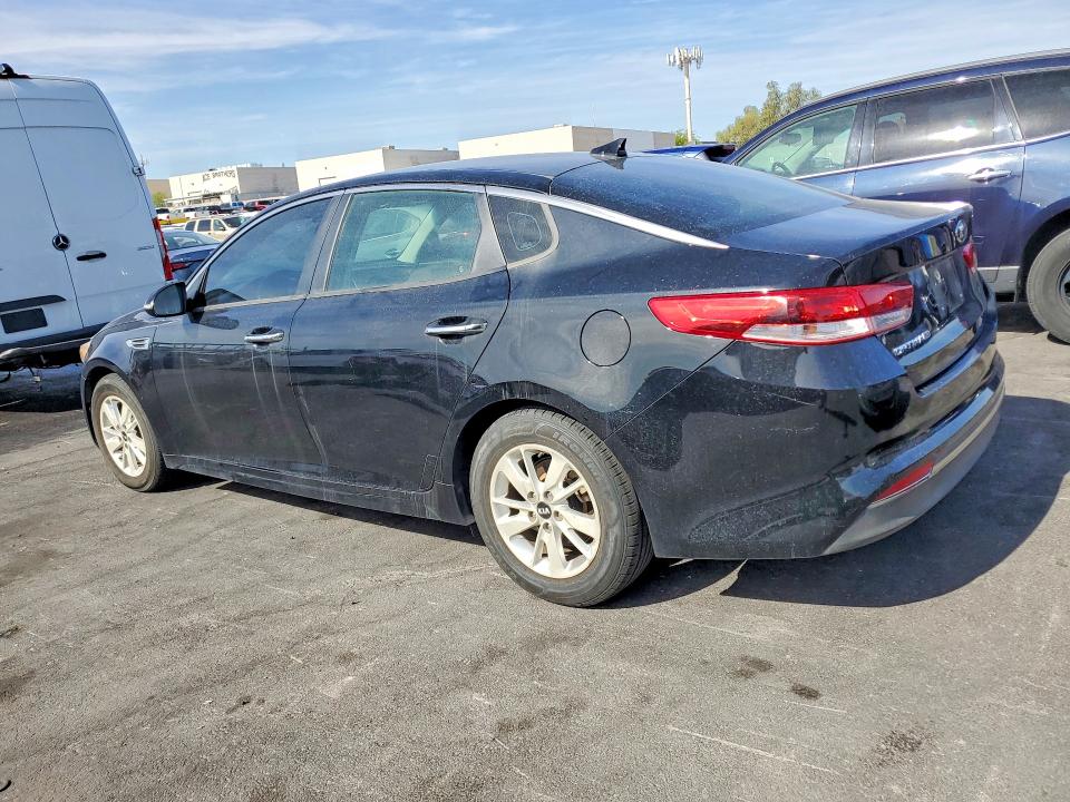 Photo 2 from auction – 2016 KIA OPTIMA with VIN 5XXGT4L35GG024273